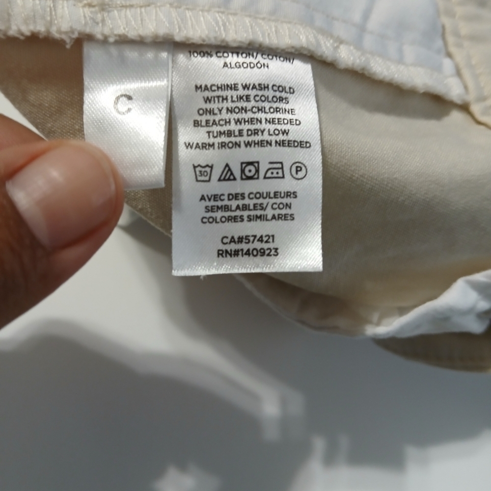 LOFT Women's Tan‎ Shorts - Picture 7 of 7